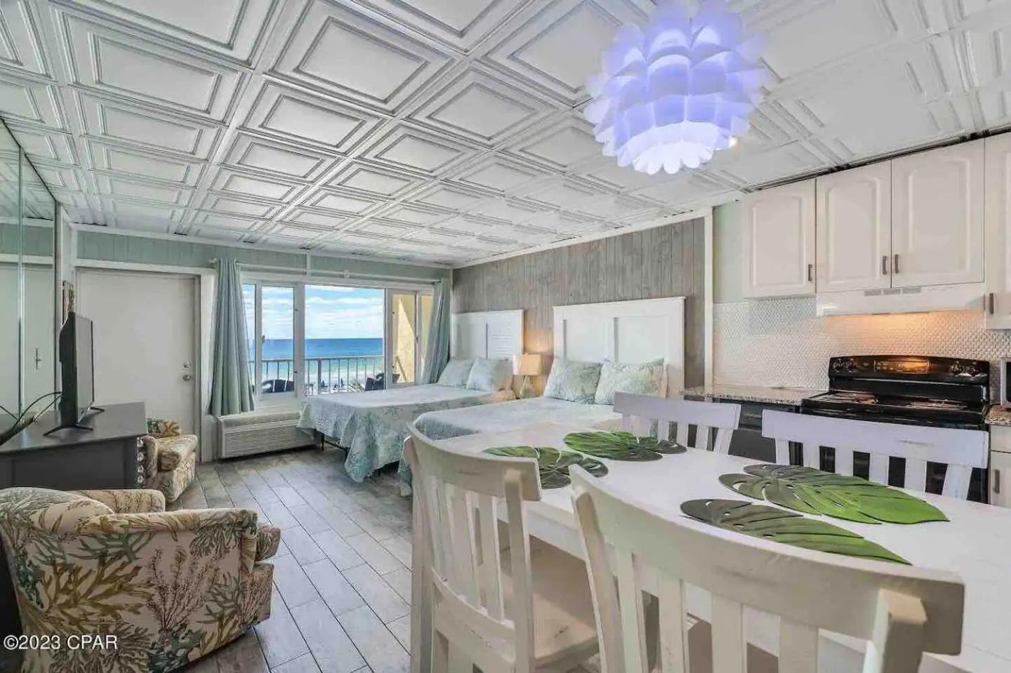 Aparthotel Sandy Bottoms Beachfront On The *